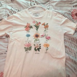 Large (US) Fifth Sun off-white graphic tee